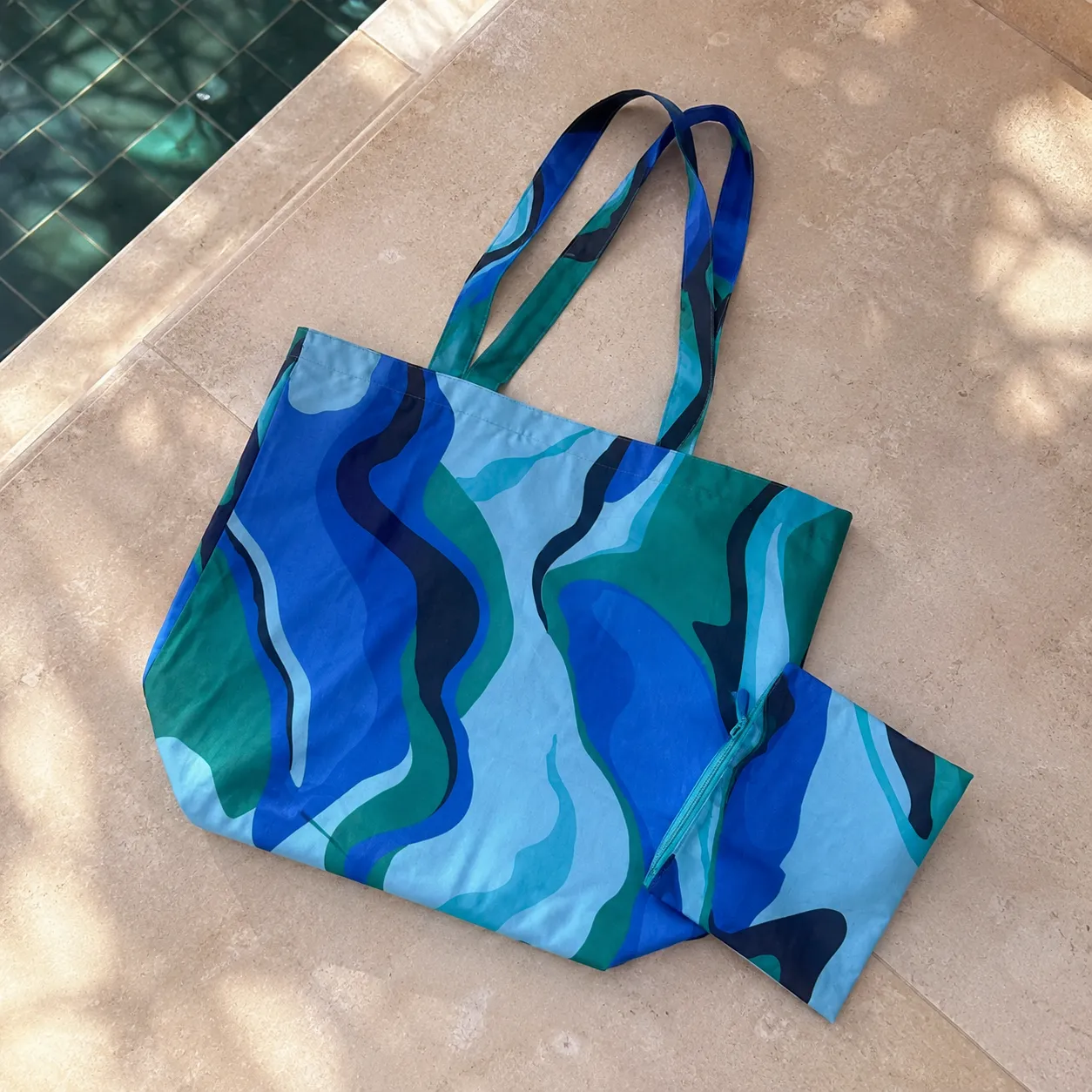 Oceania - Tote bag avec trousse – Image 2