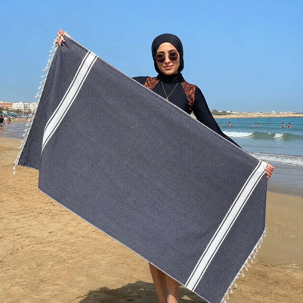 Serviette Bleu Graphite - Taderazt (Tissé à la main ) – Image 2